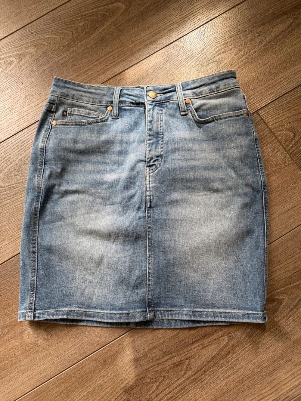 Judy Blue denim skirt